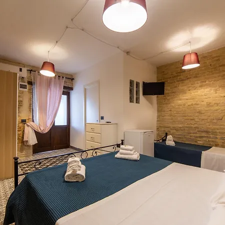 Alloggio per agriturismo Santo Stefano *